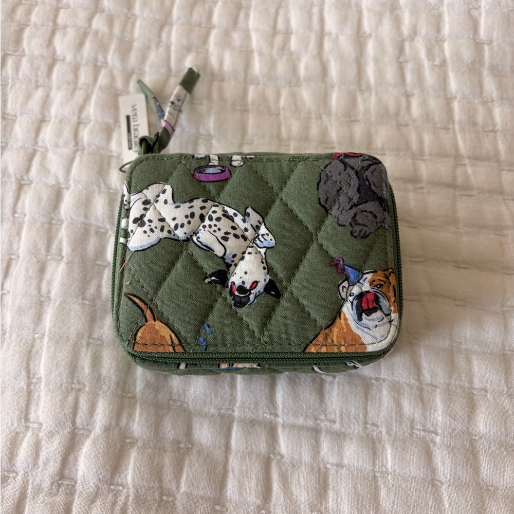 Vera Bradley Green Quilted Zip Pill Organizer with Dog Park Print